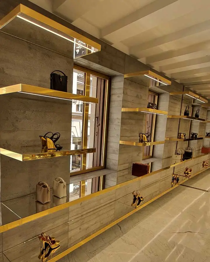 Immagine Yves Saint Laurent | Venezia – calle Larga XX Marzo